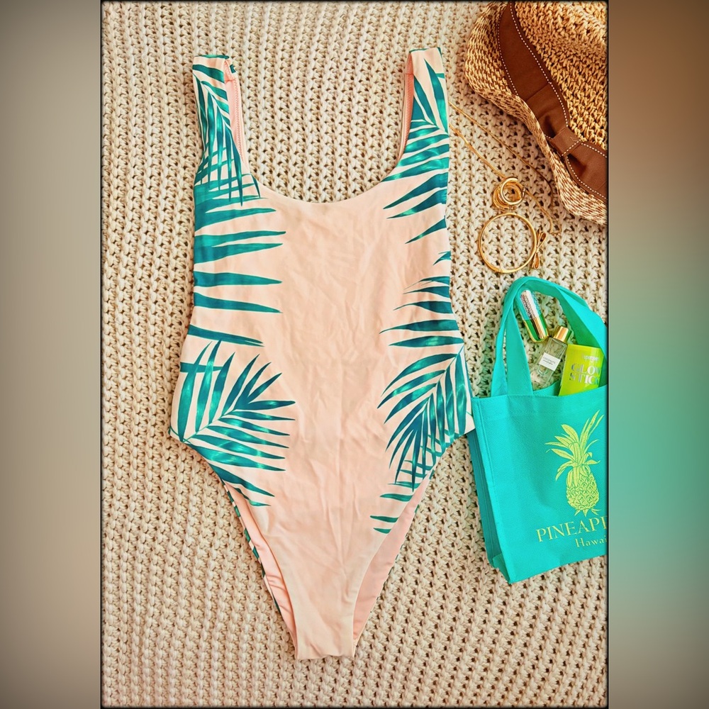 NWOT Aerie Super Scoop One Piece Swimsuit